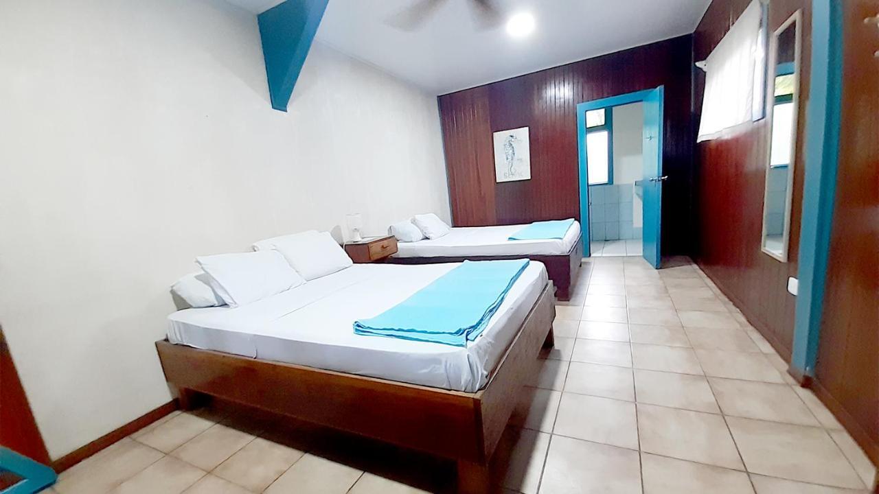 Lapalapa Beachfront Hotel Puerto Viejo de Talamanca Bagian luar foto